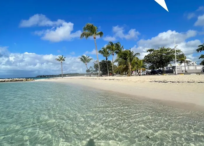 Plage St-Anne T2 Rdc